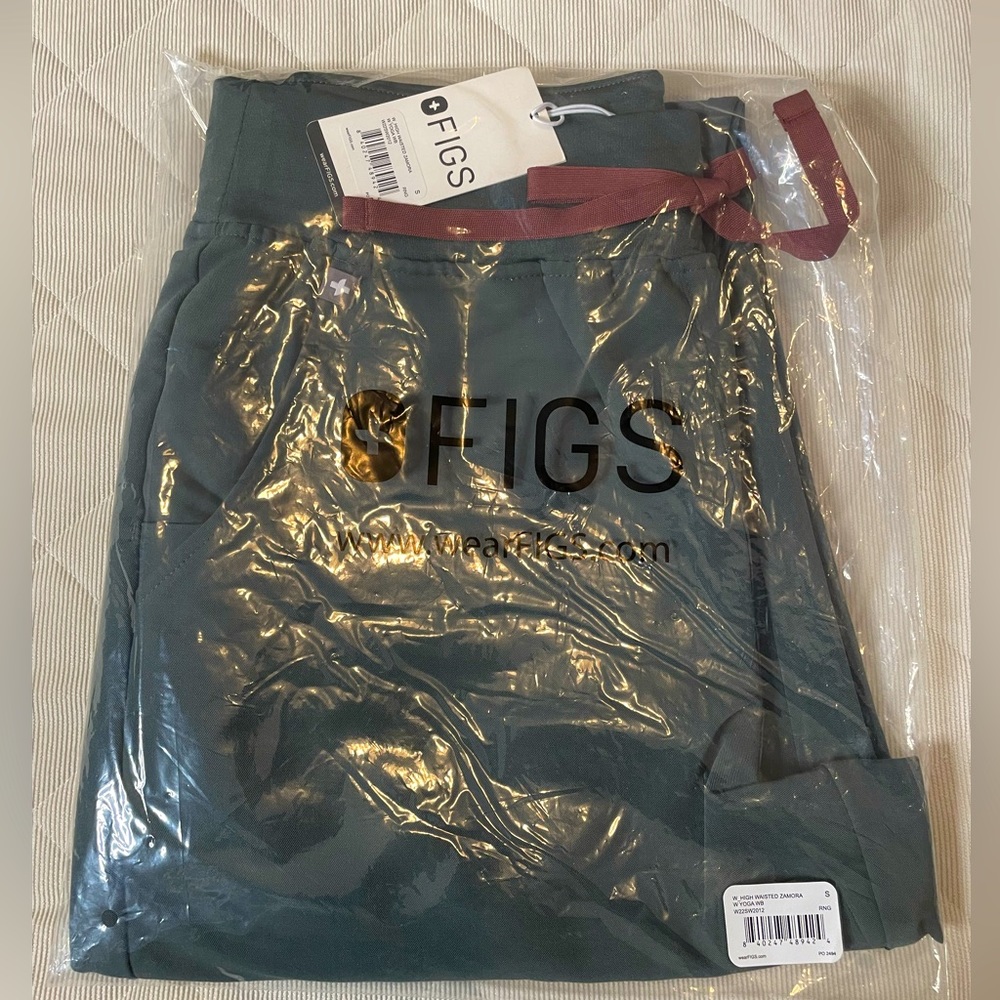 BNWT FIGS Woman’s Zamora Jogger Scrub